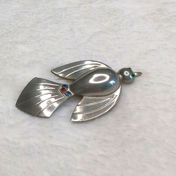 Vintage Rare Coro Swallow Bird Brooche w/ Rhinestone Accents - Picture 4 of 13